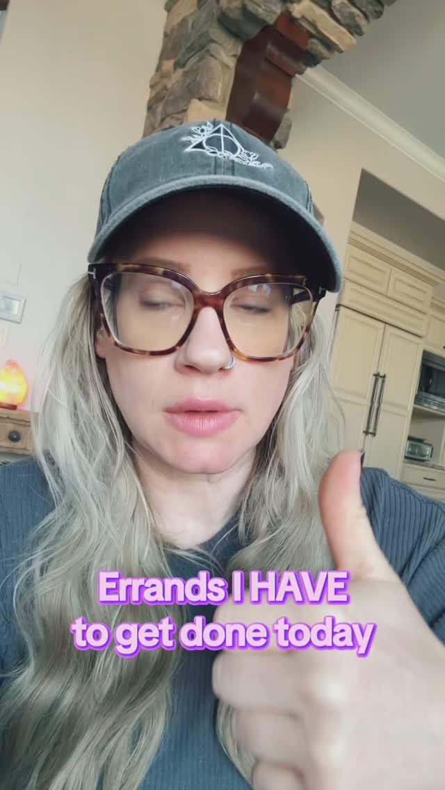 .
annnnd.. if you’re wondering just how easy it is for an ADHD’er to get derailed or distracted, it’s that easy. If you need a duck expert, I guess I’m your gal now. Quack quack 🦆🦆
#adhd #relateable #reelsinstagram #funnyvideos #humor